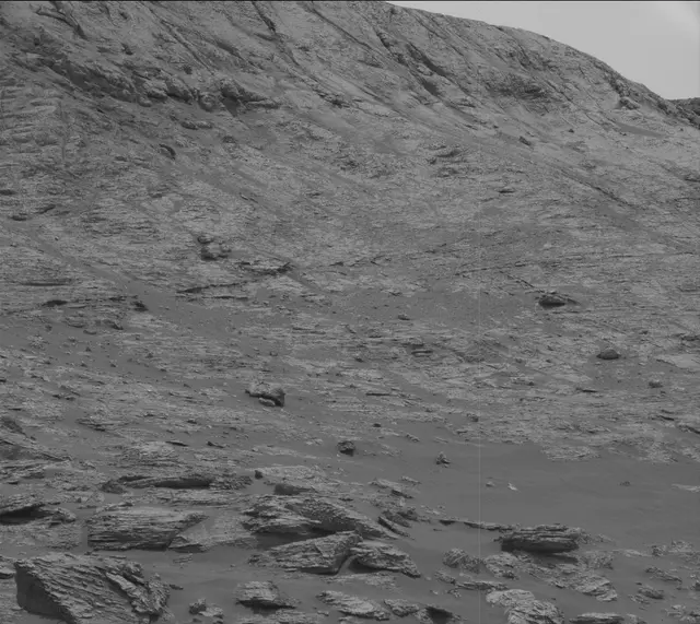 Sol 2804: Mast Camera (Mastcam)