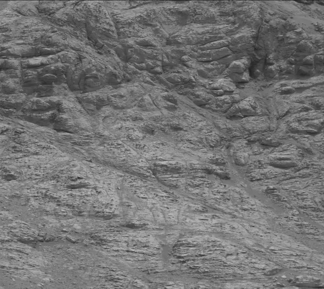 Sol 2804: Mast Camera (Mastcam)