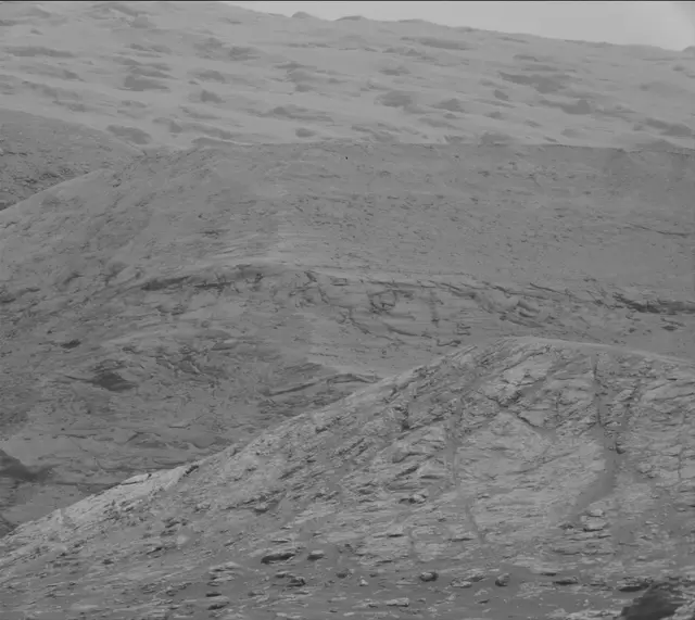 Sol 2804: Mast Camera (Mastcam)