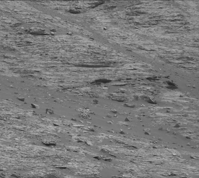 Sol 2804: Mast Camera (Mastcam)