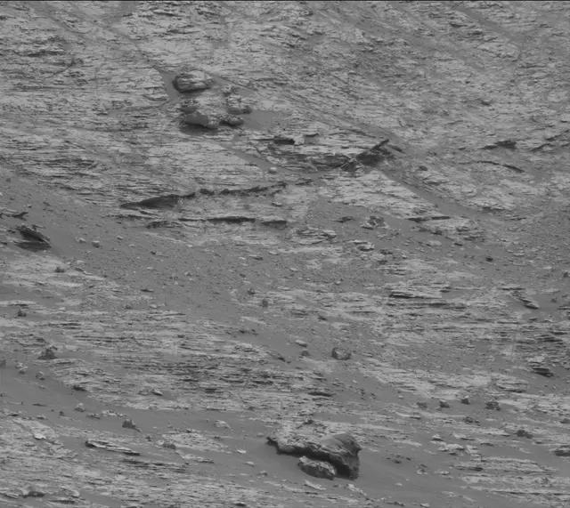 Sol 2804: Mast Camera (Mastcam)