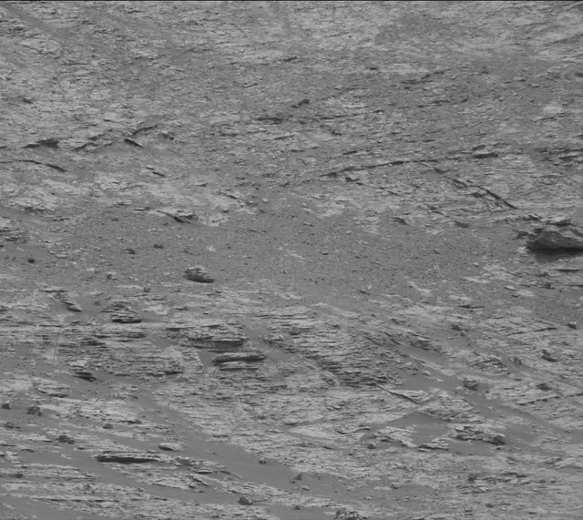 Sol 2804: Mast Camera (Mastcam)