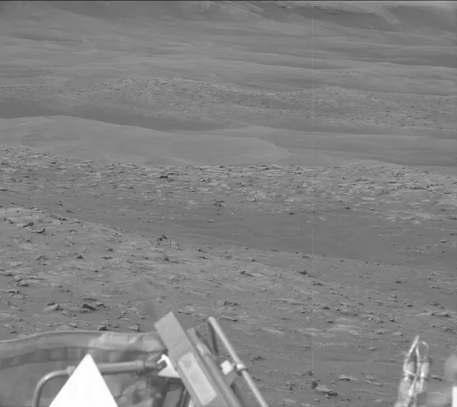 Sol 2813: Mast Camera (Mastcam)