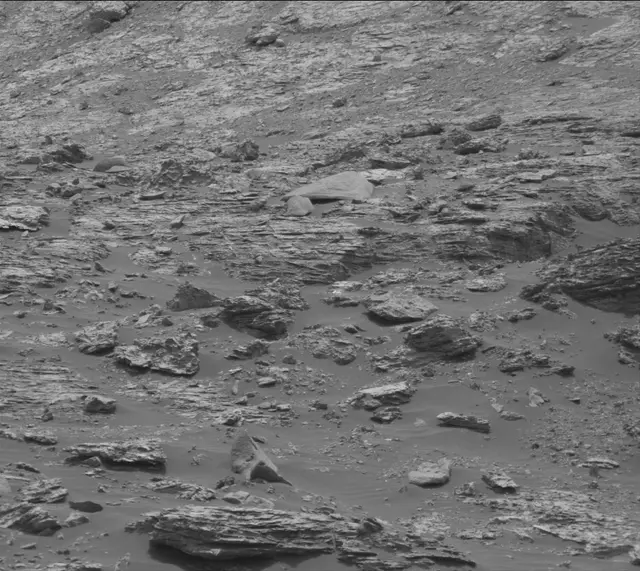 Sol 2813: Mast Camera (Mastcam)