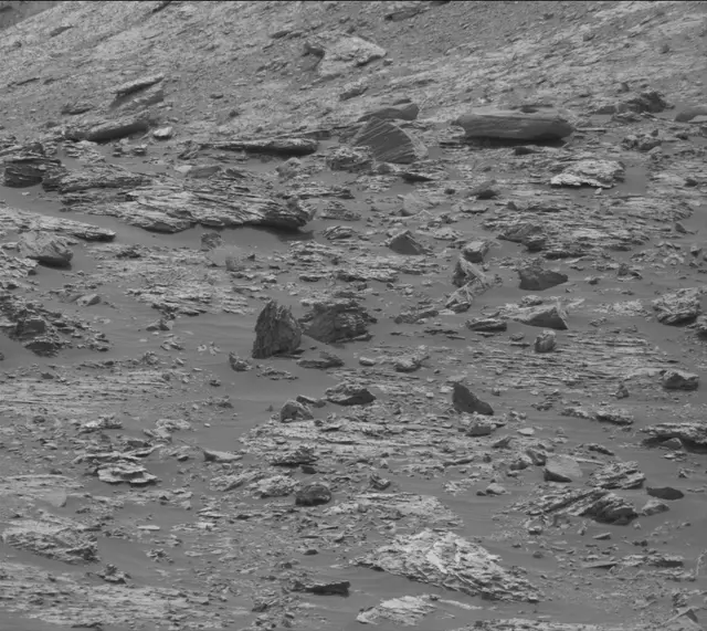 Sol 2813: Mast Camera (Mastcam)