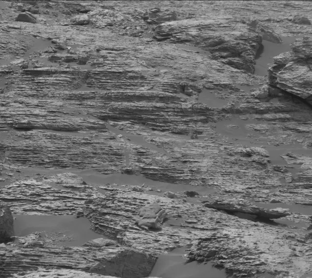 Sol 2813: Mast Camera (Mastcam)