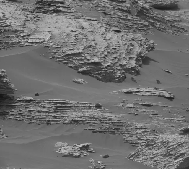 Sol 2813: Mast Camera (Mastcam)