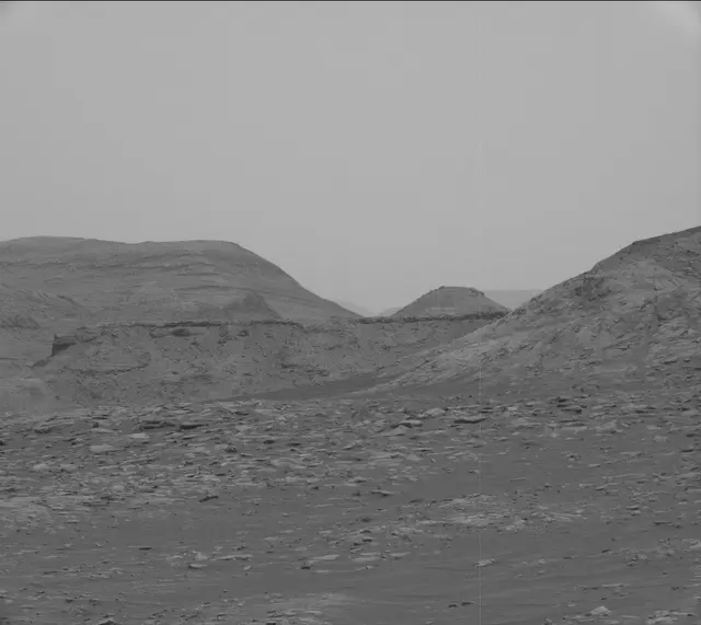 Sol 2816: Mast Camera (Mastcam)