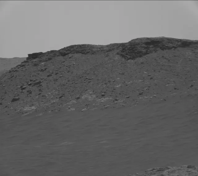 Sol 2816: Mast Camera (Mastcam)