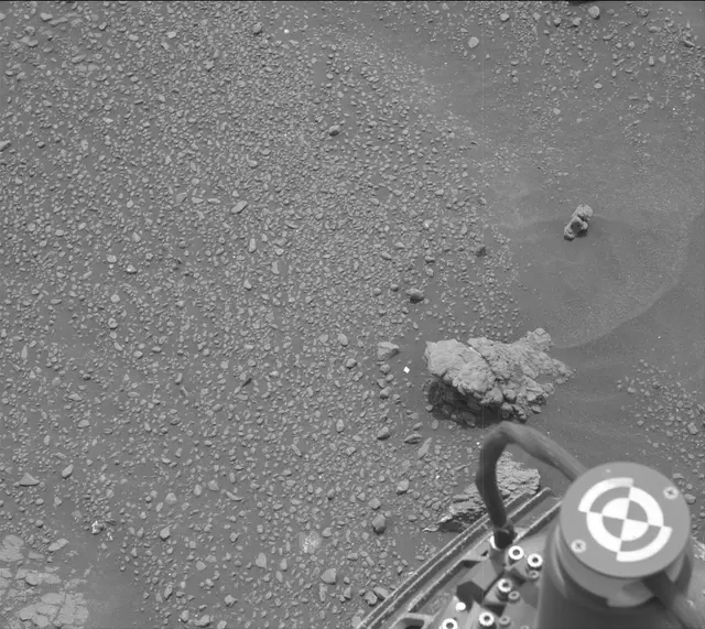 Sol 2817: Mast Camera (Mastcam)