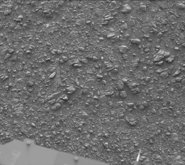 Sol 2817: Mast Camera (Mastcam)