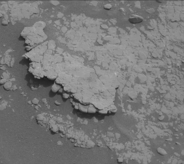 Sol 2817: Mast Camera (Mastcam)