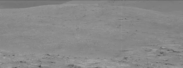 Sol 2819: Mast Camera (Mastcam)