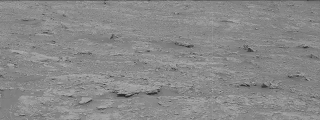 Sol 2819: Mast Camera (Mastcam)