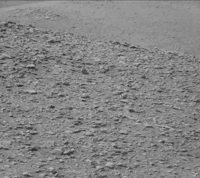 Sol 2819: Mast Camera (Mastcam)