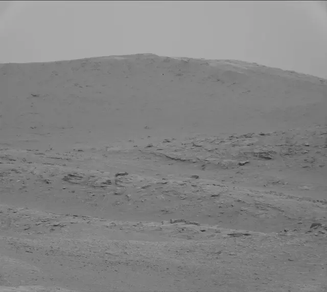 Sol 2819: Mast Camera (Mastcam)