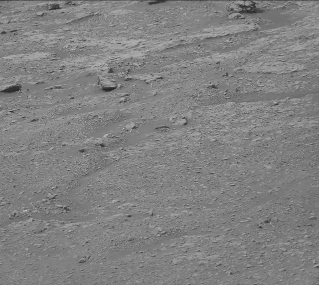 Sol 2819: Mast Camera (Mastcam)