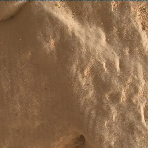 Sol 2819: Mars Hand Lens Imager (MAHLI)