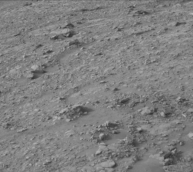 Sol 2820: Mast Camera (Mastcam)