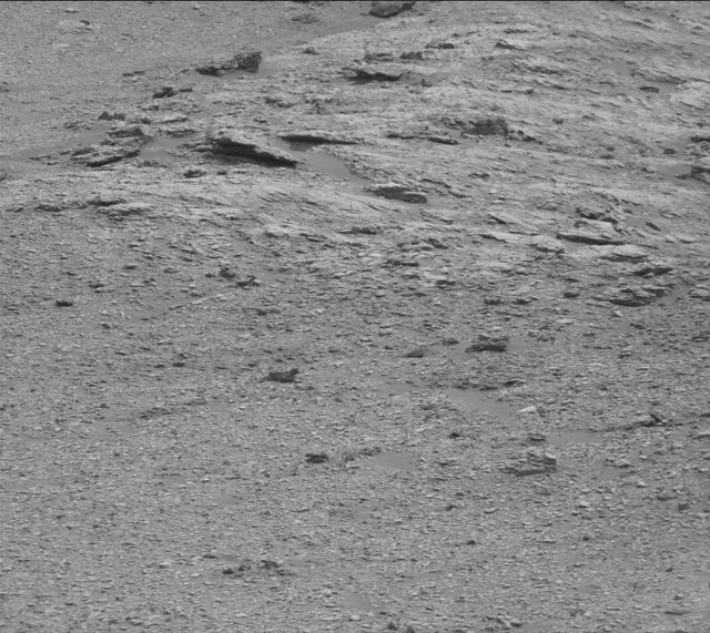 Sol 2820: Mast Camera (Mastcam)