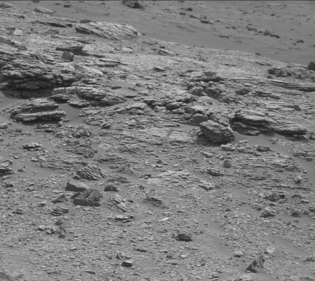 Sol 2820: Mast Camera (Mastcam)