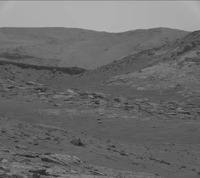 Sol 2820: Mast Camera (Mastcam)