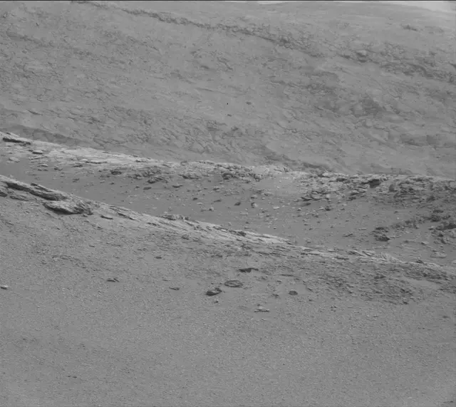 Sol 2820: Mast Camera (Mastcam)