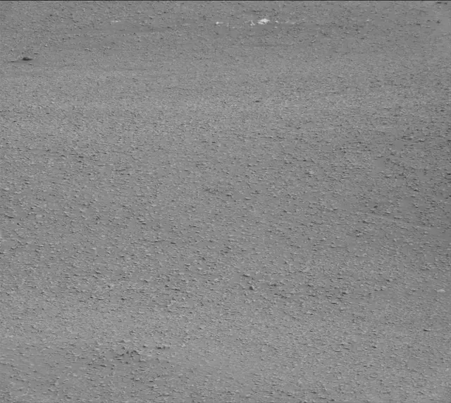 Sol 2820: Mast Camera (Mastcam)