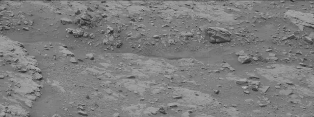Sol 2822: Mast Camera (Mastcam)