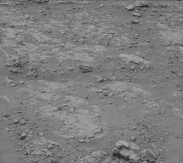 Sol 2822: Mast Camera (Mastcam)