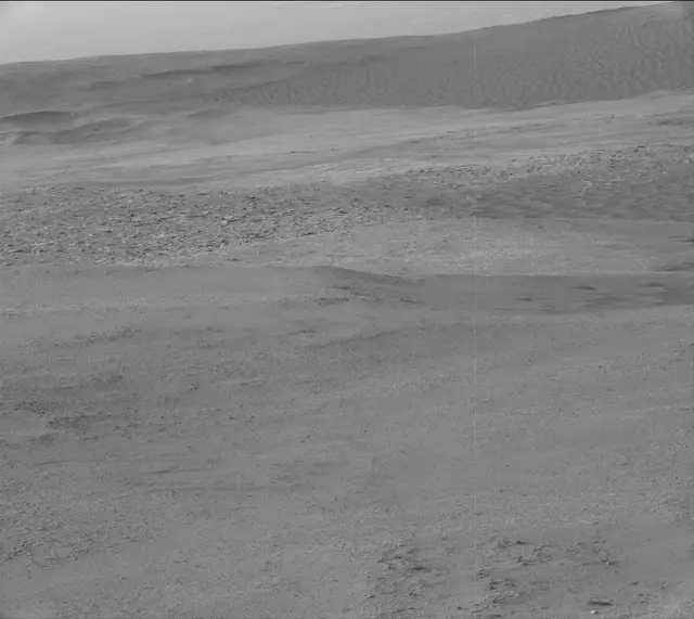Sol 2822: Mast Camera (Mastcam)