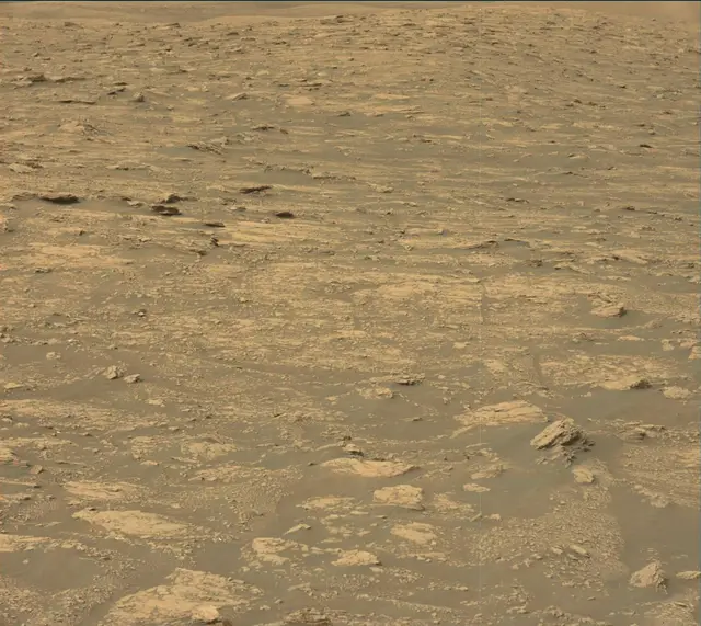 Sol 2824: Mast Camera (Mastcam)