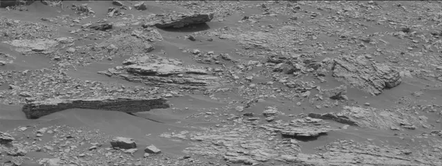 Sol 2826: Mast Camera (Mastcam)