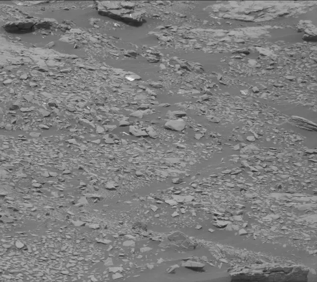 Sol 2826: Mast Camera (Mastcam)