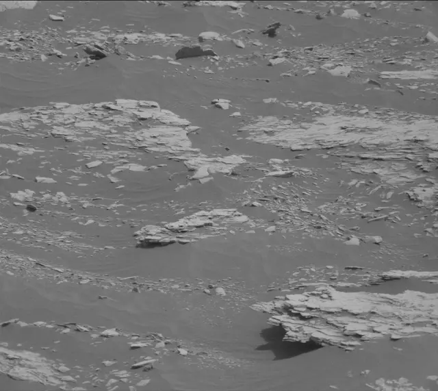 Sol 2826: Mast Camera (Mastcam)