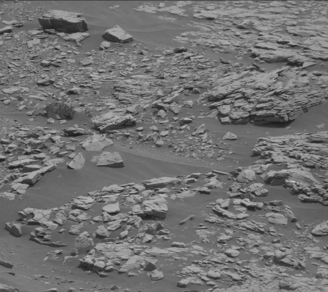 Sol 2826: Mast Camera (Mastcam)