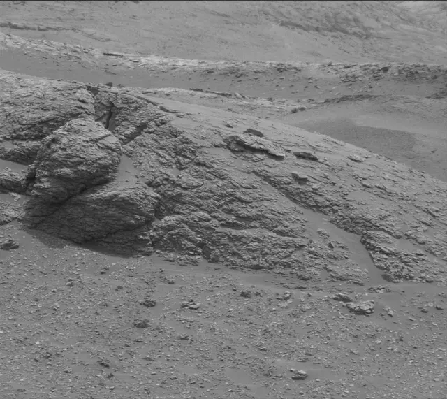 Sol 2826: Mast Camera (Mastcam)