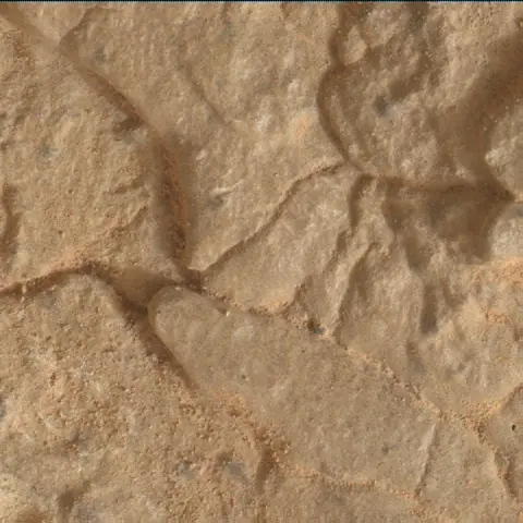 Sol 2826: Mars Hand Lens Imager (MAHLI)