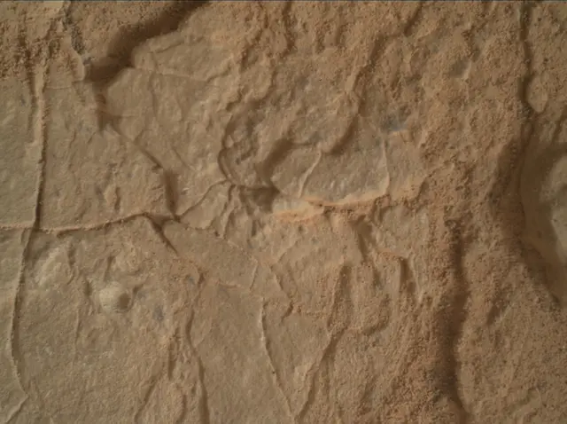 Sol 2826: Mars Hand Lens Imager (MAHLI)