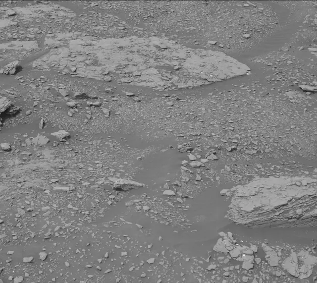 Sol 2829: Mast Camera (Mastcam)