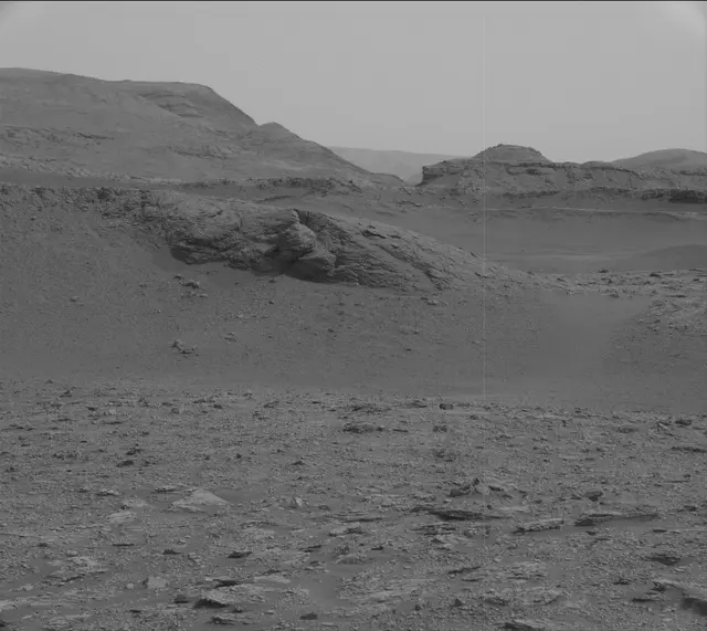 Sol 2829: Mast Camera (Mastcam)
