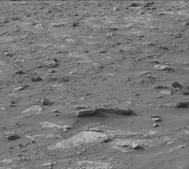 Sol 2831: Mast Camera (Mastcam)