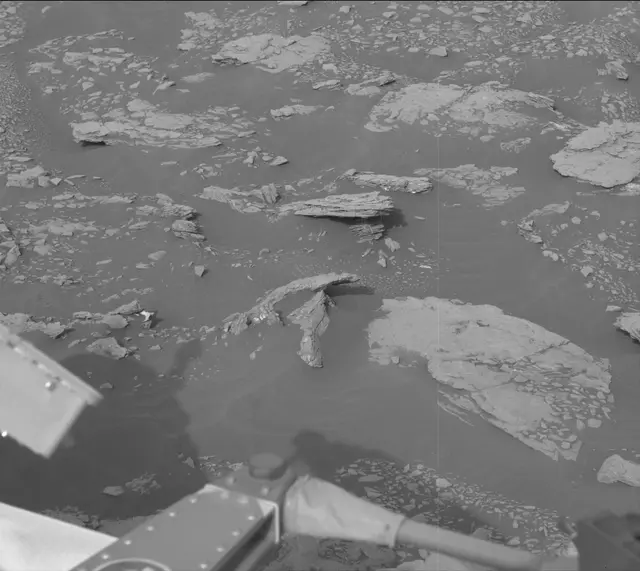 Sol 2831: Mast Camera (Mastcam)