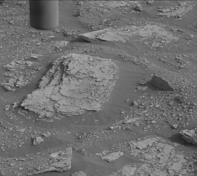 Sol 2831: Mast Camera (Mastcam)