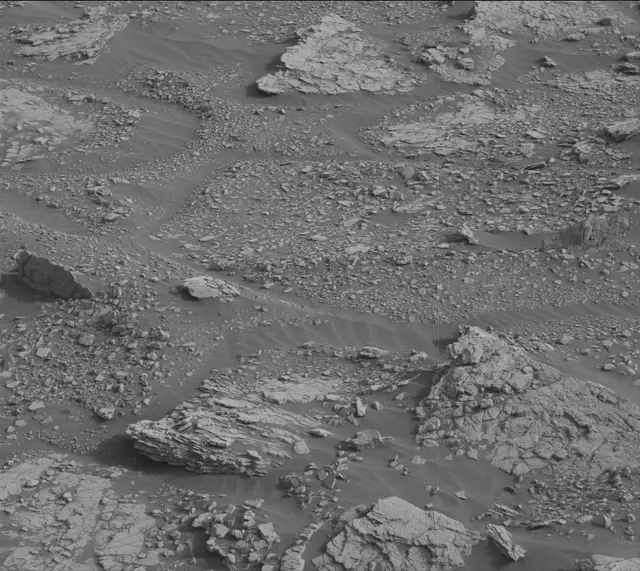 Sol 2831: Mast Camera (Mastcam)