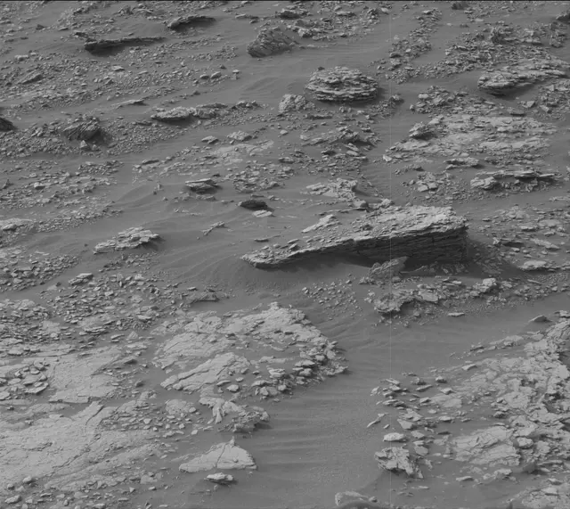Sol 2831: Mast Camera (Mastcam)