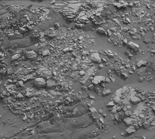 Sol 2831: Mast Camera (Mastcam)