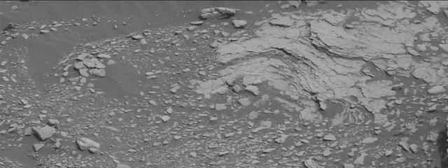 Sol 2833: Mast Camera (Mastcam)