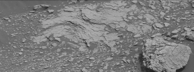 Sol 2833: Mast Camera (Mastcam)