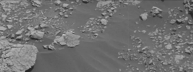 Sol 2833: Mast Camera (Mastcam)